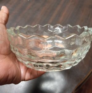 Glass bowl